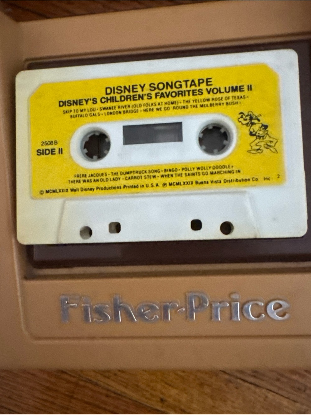 Vintage Disney Songtape and cassette player - please read